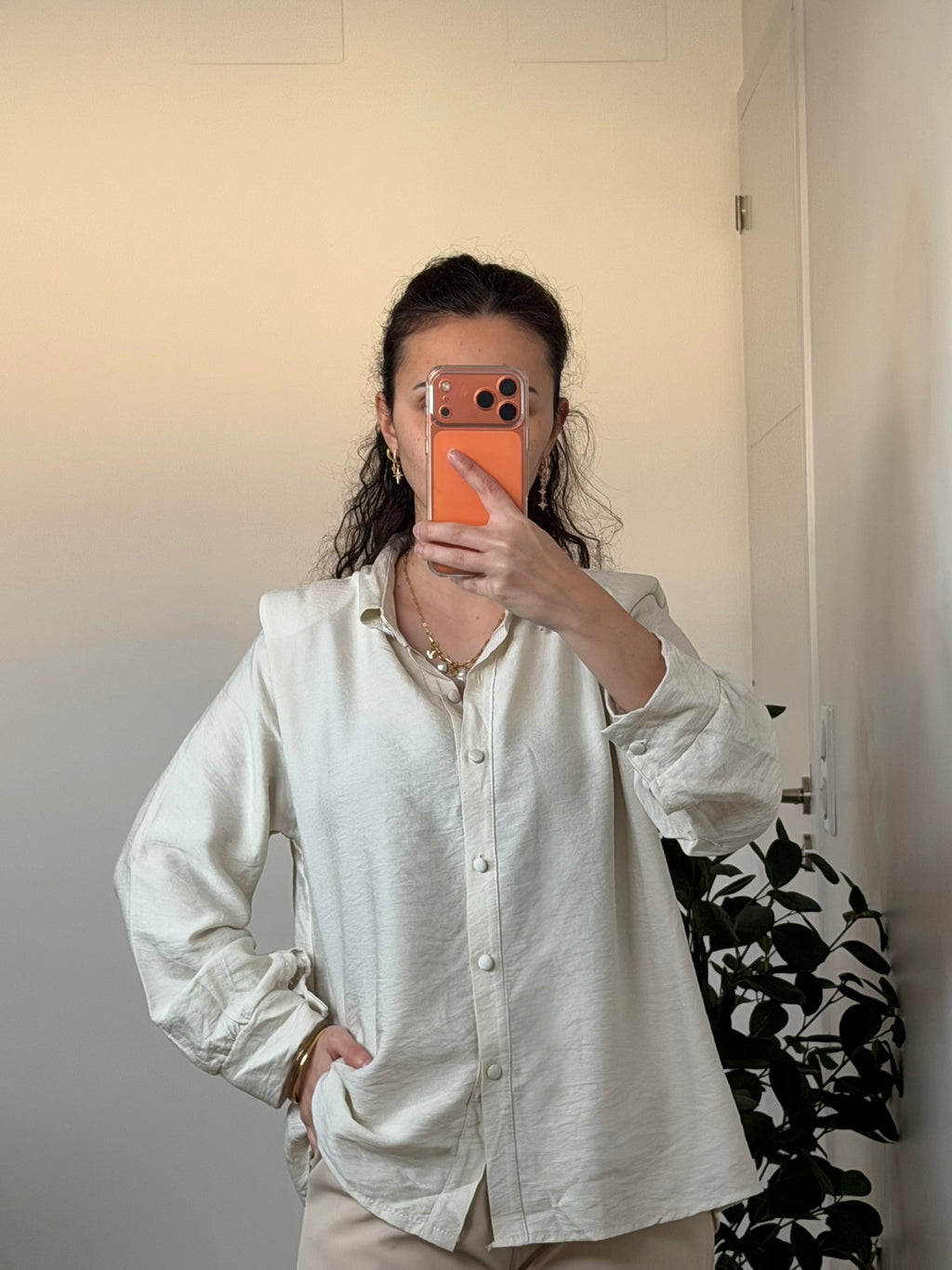 Chemise à épaules structurées Beige